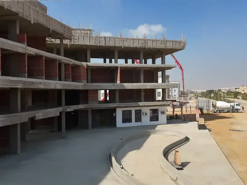 الأعمال الانشائية لمشروع Lake Yard